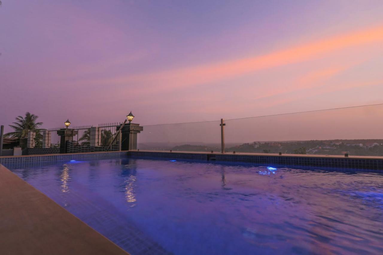 Hill Top Luxury Villa - 3 Bhk || Infinity Pool Mapusa Extérieur photo